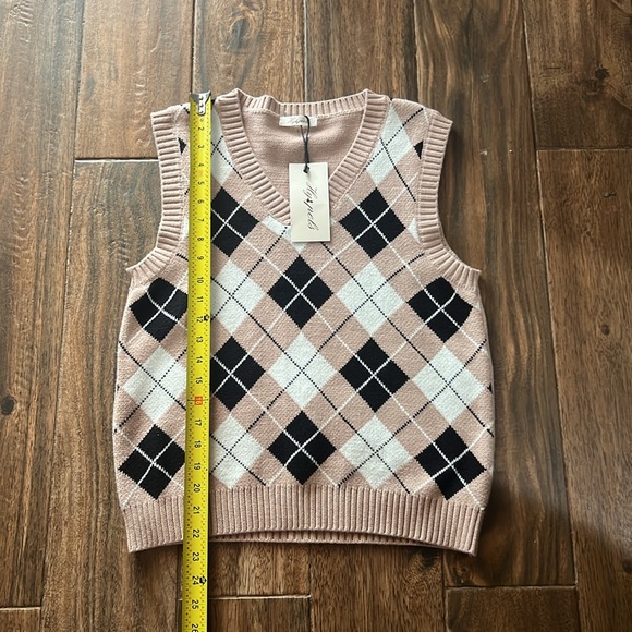 NWT HYPELS .. SWEATER VEST …….. 301D - Picture 10 of 10